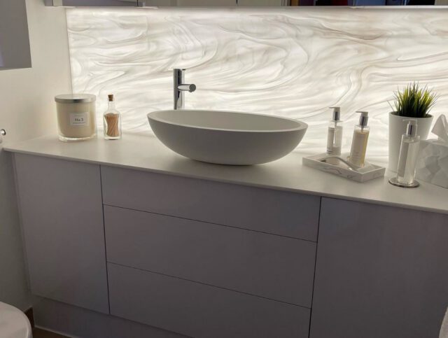 New Bathroom Sink Lighting - White Marble Walls